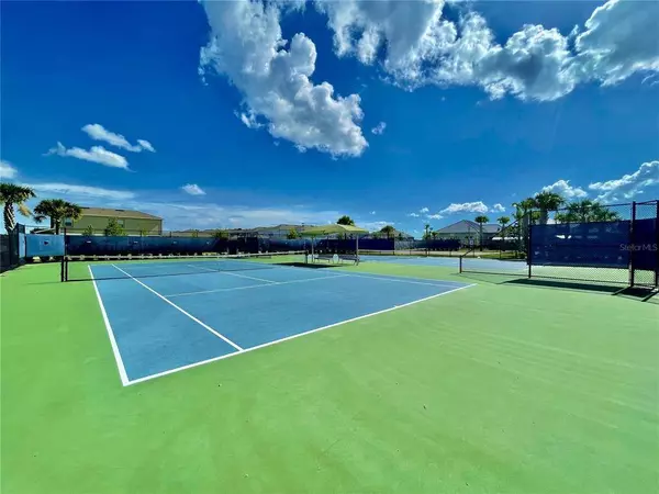 10315 FOLLY BEACH RD, Orlando, FL 32827