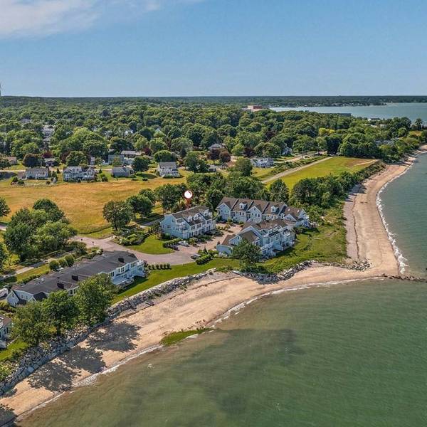 60 Robbins Rd #25, Plymouth, MA 02360