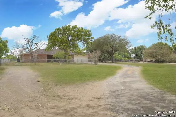 2584 WRIGHT CARPENTER, San Antonio, TX 78221-5228