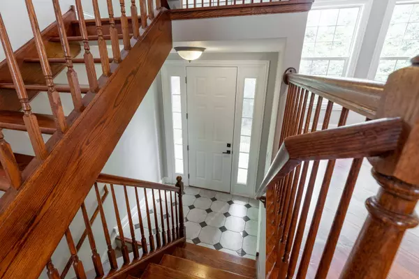 2634 Blakely LN, Naperville, IL 60540