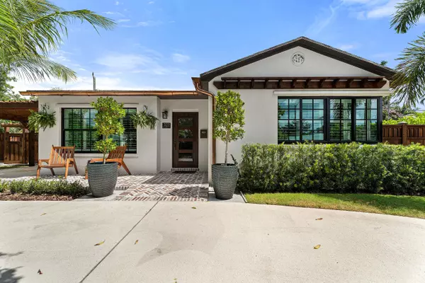 323 Linda LN, West Palm Beach, FL 33405