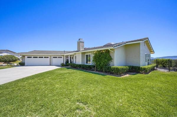 1453 Eagle, Escondido, CA 92029