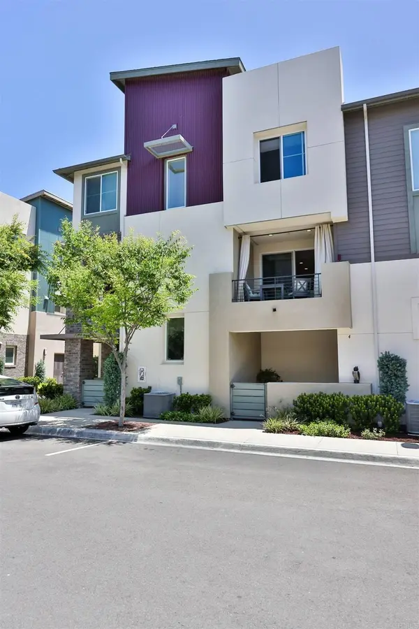 1875 Observation WAY #4, Chula Vista, CA 91915