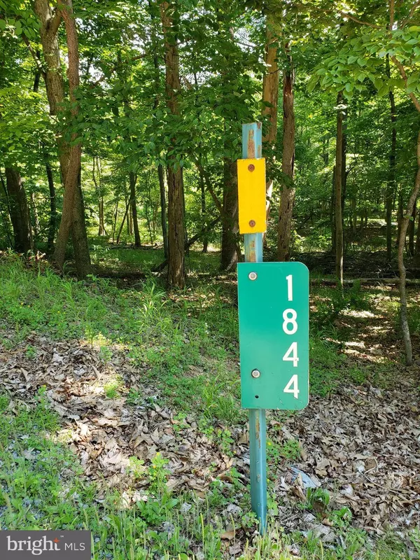 1844-1844 CONSTANT RUN, Great Cacapon, WV 25422