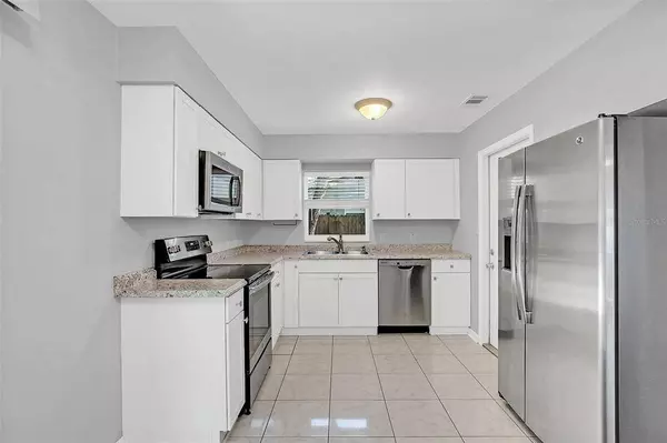 1151 N HIGHLAND STREET, Mount Dora, FL 32757