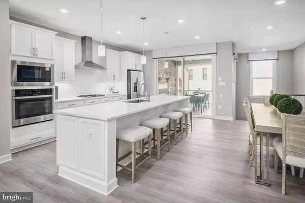 236 HICKORY HOLLOW CT, Cockeysville, MD 21030