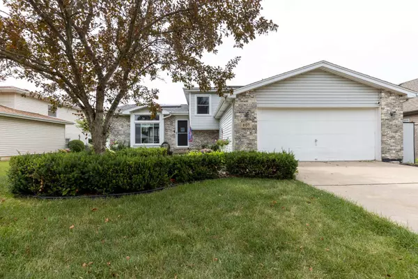 807 SOUTH ST, Lockport, IL 60441