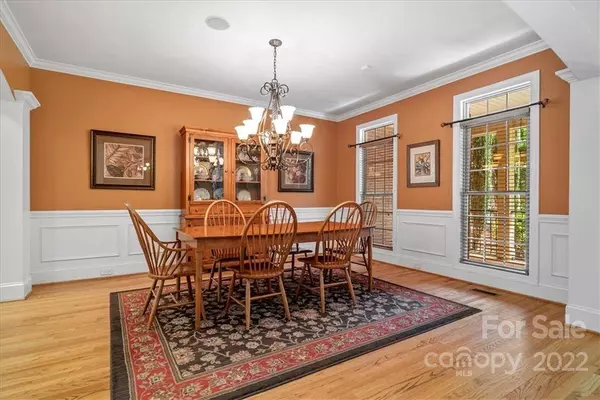 126 Burnell PL, Davidson, NC 28036