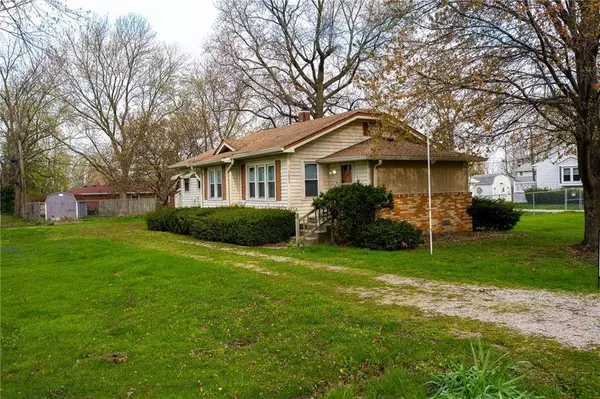 1824 N Coolidge AVE, Indianapolis, IN 46219