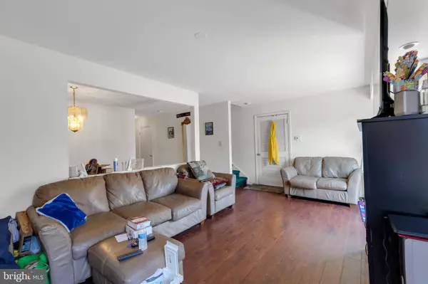 310 CHERRYWOOD DR, Clementon, NJ 08021