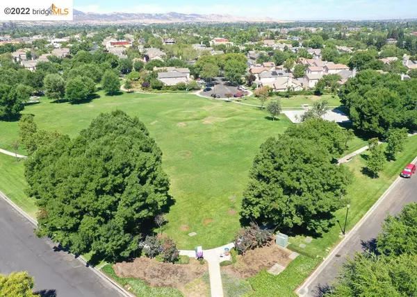 3100 Mills Dr, Brentwood, CA 94513