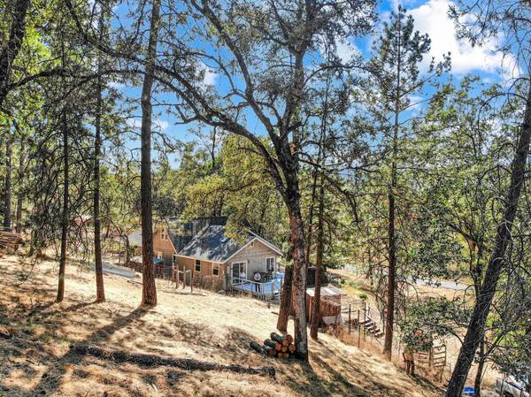 13035 Lodestar DR, Grass Valley, CA 95949