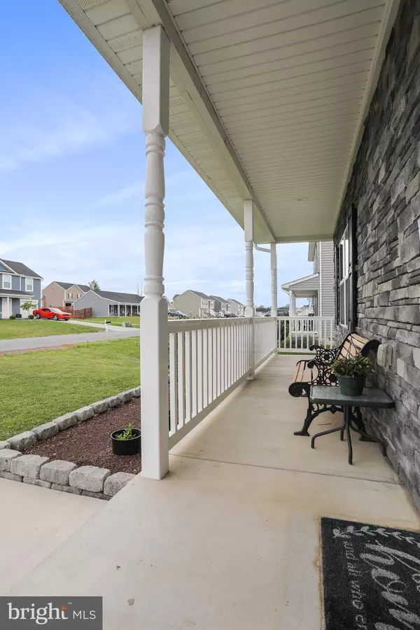 245 MELVILLE DR, Inwood, WV 25428