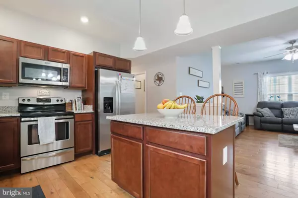 245 MELVILLE DR, Inwood, WV 25428