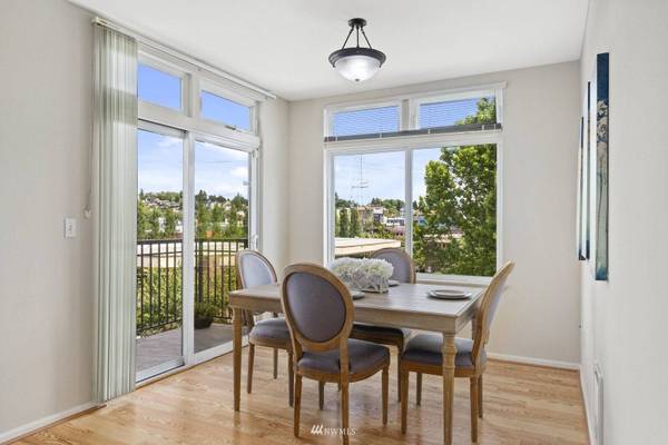 18 Dravus ST #406, Seattle, WA 98109