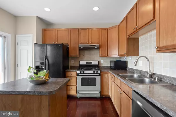 9701 LUGUNA RD, Baltimore, MD 21220