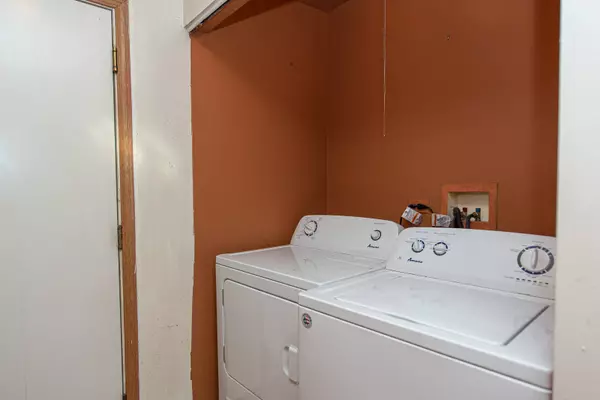 1590 Daylily DR, Romeoville, IL 60446