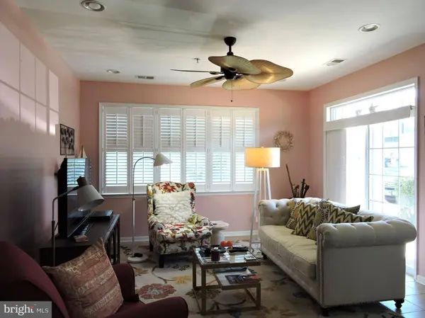 19708 CHELMER DR #V6, Rehoboth Beach, DE 19971