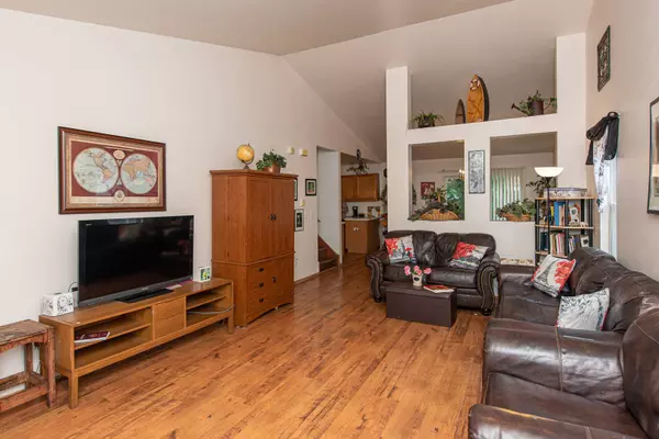 1590 Daylily DR, Romeoville, IL 60446