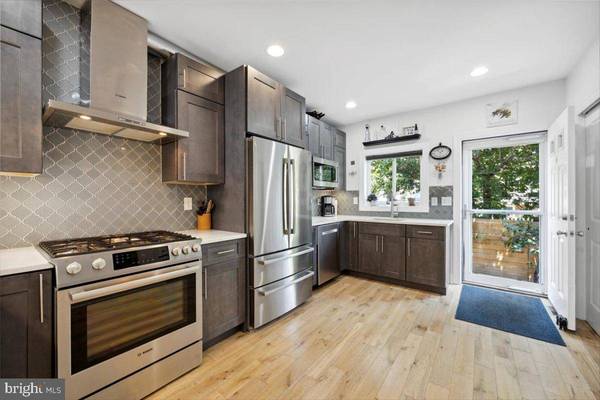 2067 E FLETCHER ST, Philadelphia, PA 19125