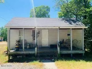 1020 Elm ST