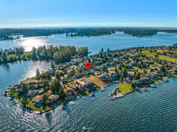 3702 197th Avenue Ct E, Lake Tapps, WA 98391