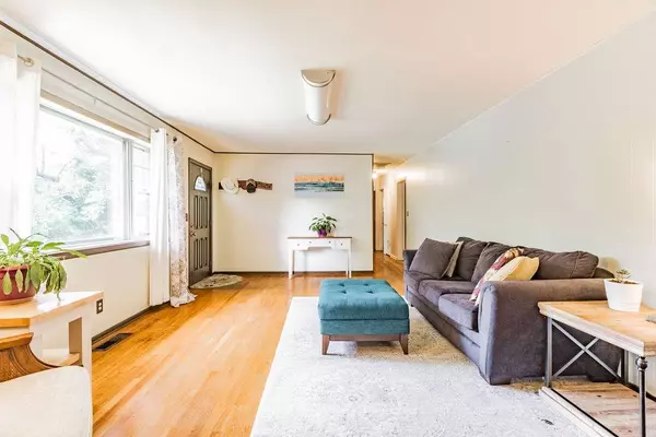 80 W Greenwood Street, Fayetteville, AR 72701