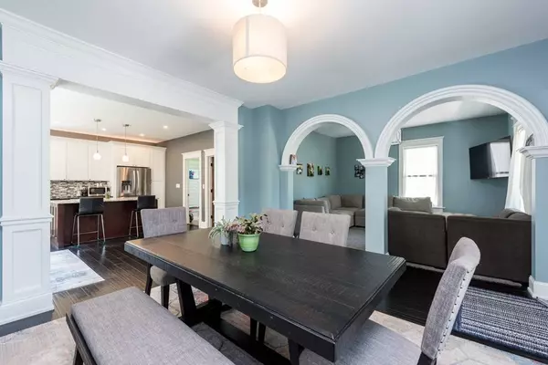 2718 Edina Boulevard, Zion, IL 60099