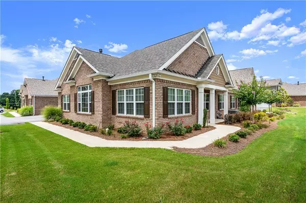 3775 Ridgehurst LN, Buford, GA 30519