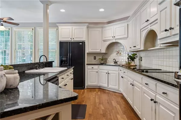 920 Newport CT, Alpharetta, GA 30005