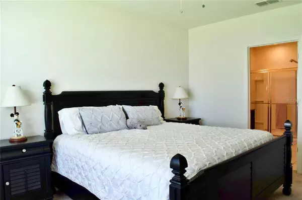 3453 LANDING VIEW, Tavares, FL 32778