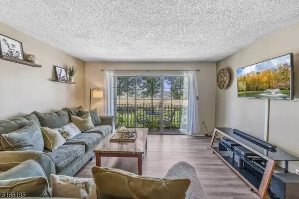 1708 Breckenridge Dr, Branchburg Twp., NJ 08876