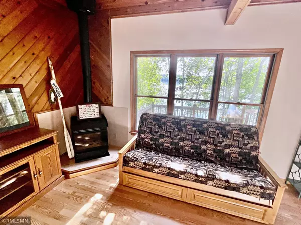 2145 Big Deep Lake DR NW, Hackensack, MN 56452