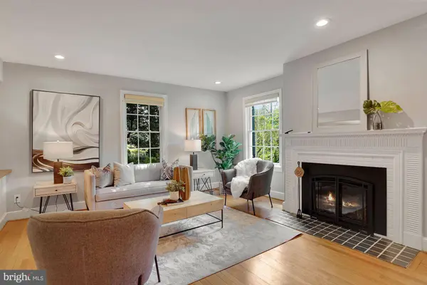 6613 32ND ST NW, Washington, DC 20015