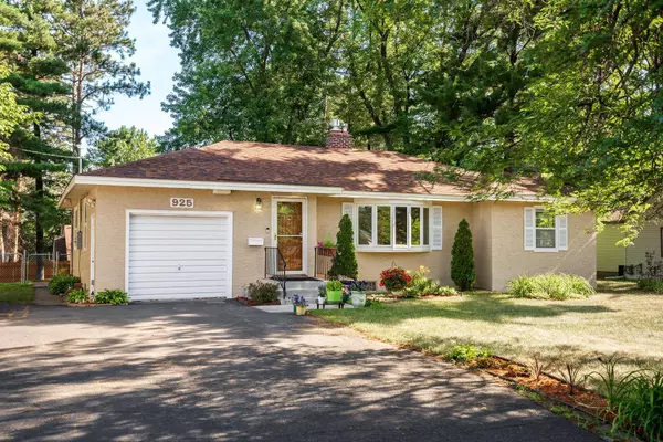 925 Mississippi ST NE, Fridley, MN 55432