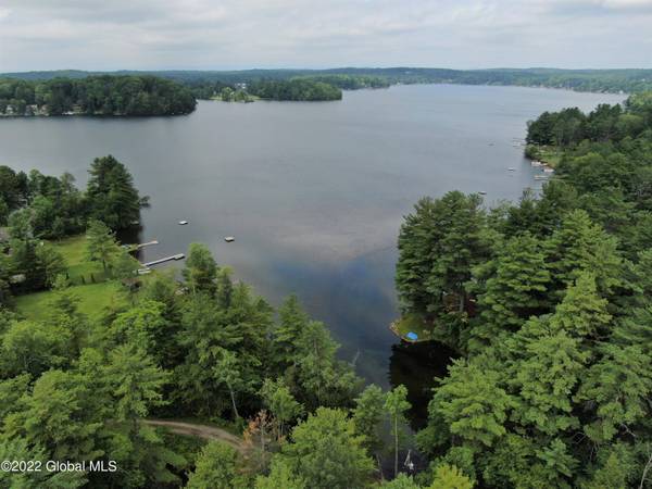 2068 S Shore RD, Galway, NY 12074