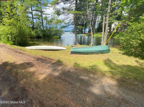 2068 S Shore RD, Galway, NY 12074