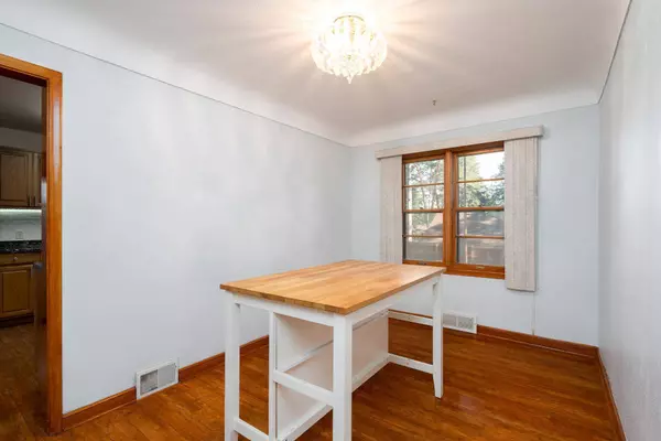 925 Mississippi ST NE, Fridley, MN 55432