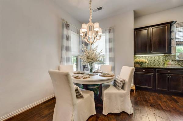 8612 Calvin Road, Irving, TX 75063