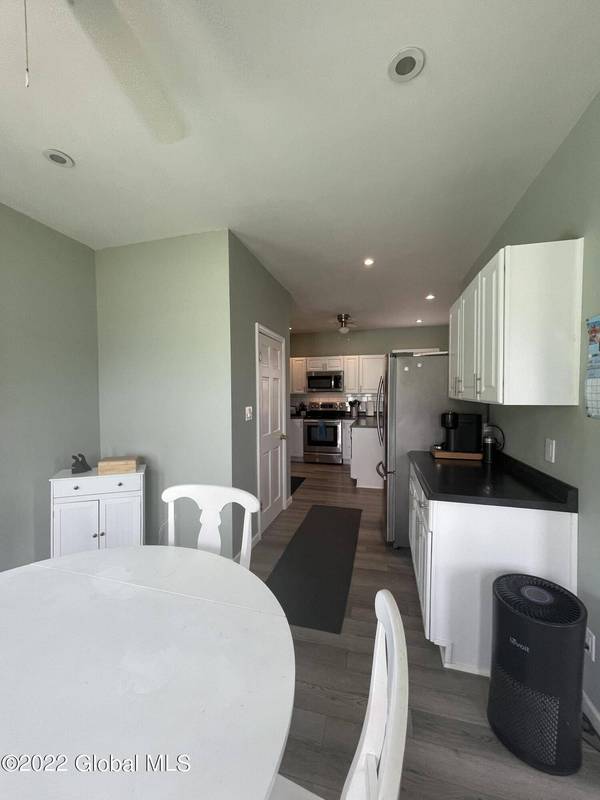 239 Main ST, Florida, NY 12069