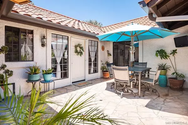 16212 Avenida Venusto #B, San Diego, CA 92128