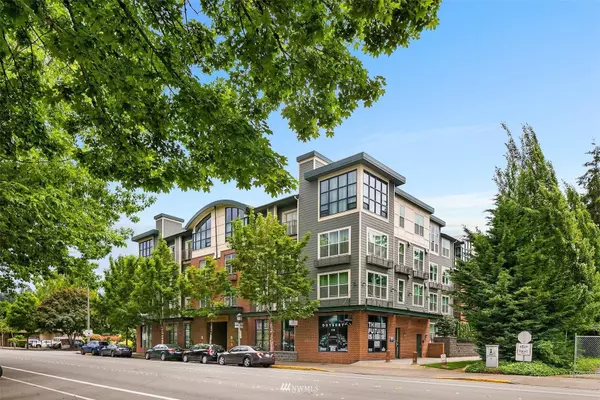 16275 NE 85th ST #109, Redmond, WA 98052