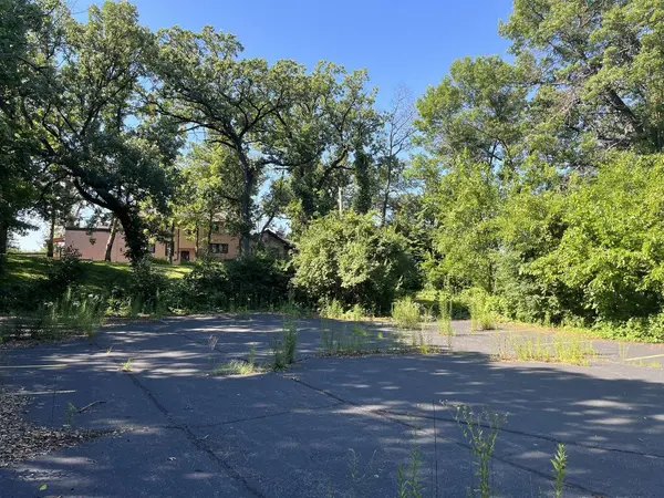 14249 Wolf Road, Orland Park, IL 60467