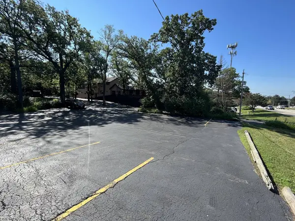 14249 Wolf Road, Orland Park, IL 60467