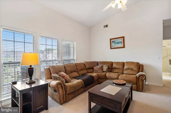 9538 SHIREWOOD CT #9538, Rosedale, MD 21237