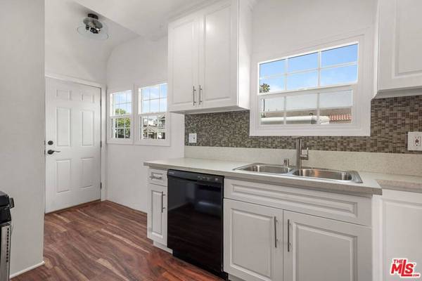 1675 West BLVD, Los Angeles, CA 90019