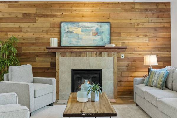 5229 S 213th ST, Kent, WA 98032