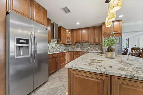 8431 Wilton DR, Lake Clarke Shores, FL 33406