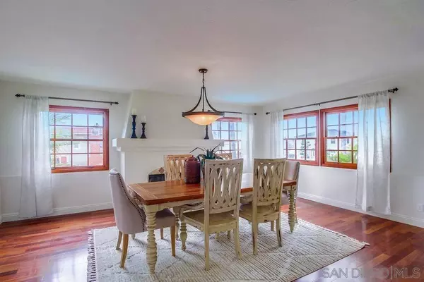 4391 Newport Avenue, San Diego, CA 92107