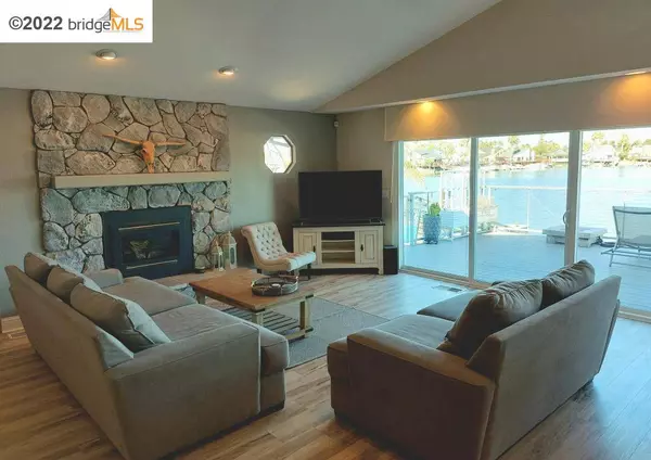 2293 Reef Ct, Discovery Bay, CA 94505